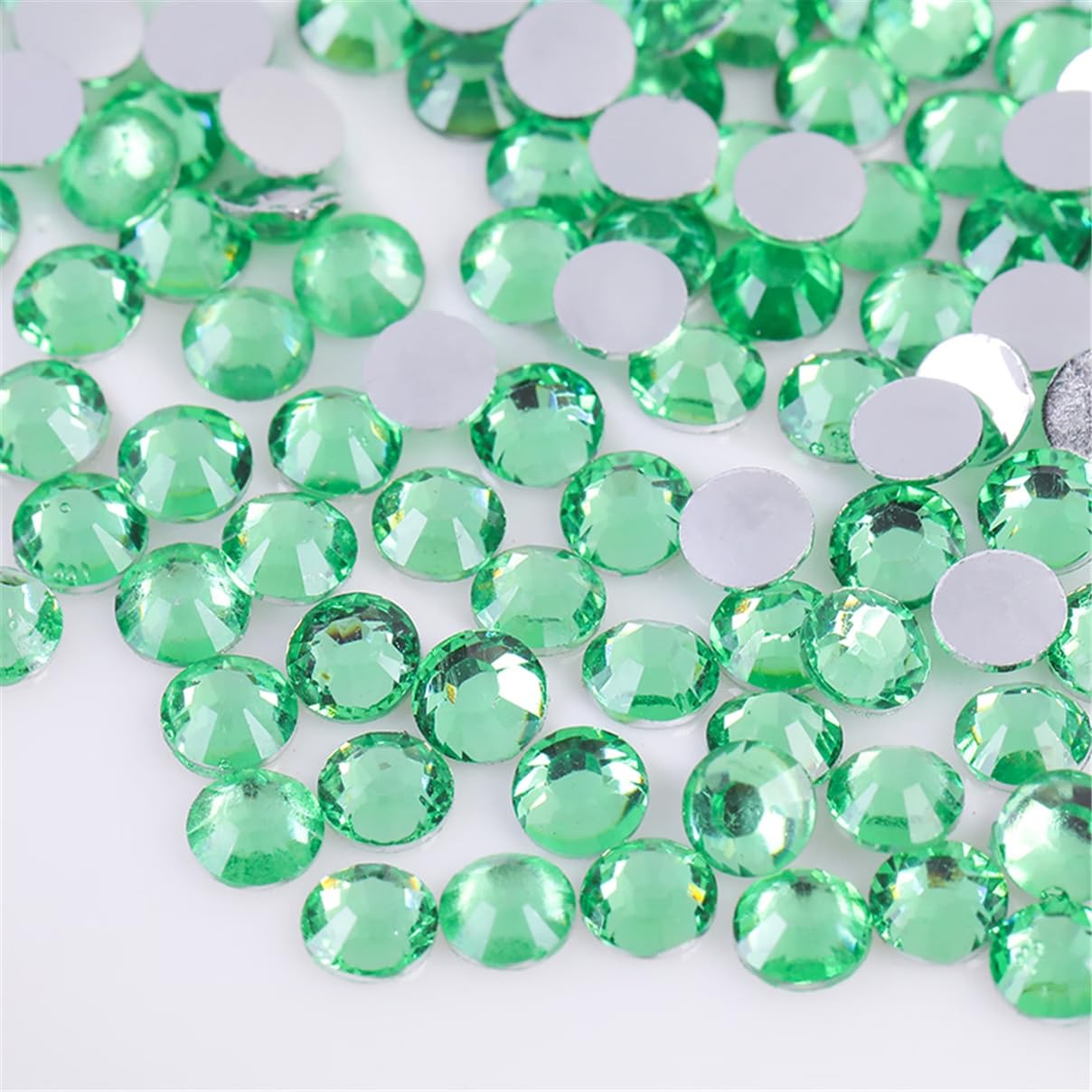 3000 Pieces SS6 2mm Flatback Rhinestones Clear Glass Round Gems Crystals for Nail Art DIY Crafts Clothes Shoes Bags （Green）