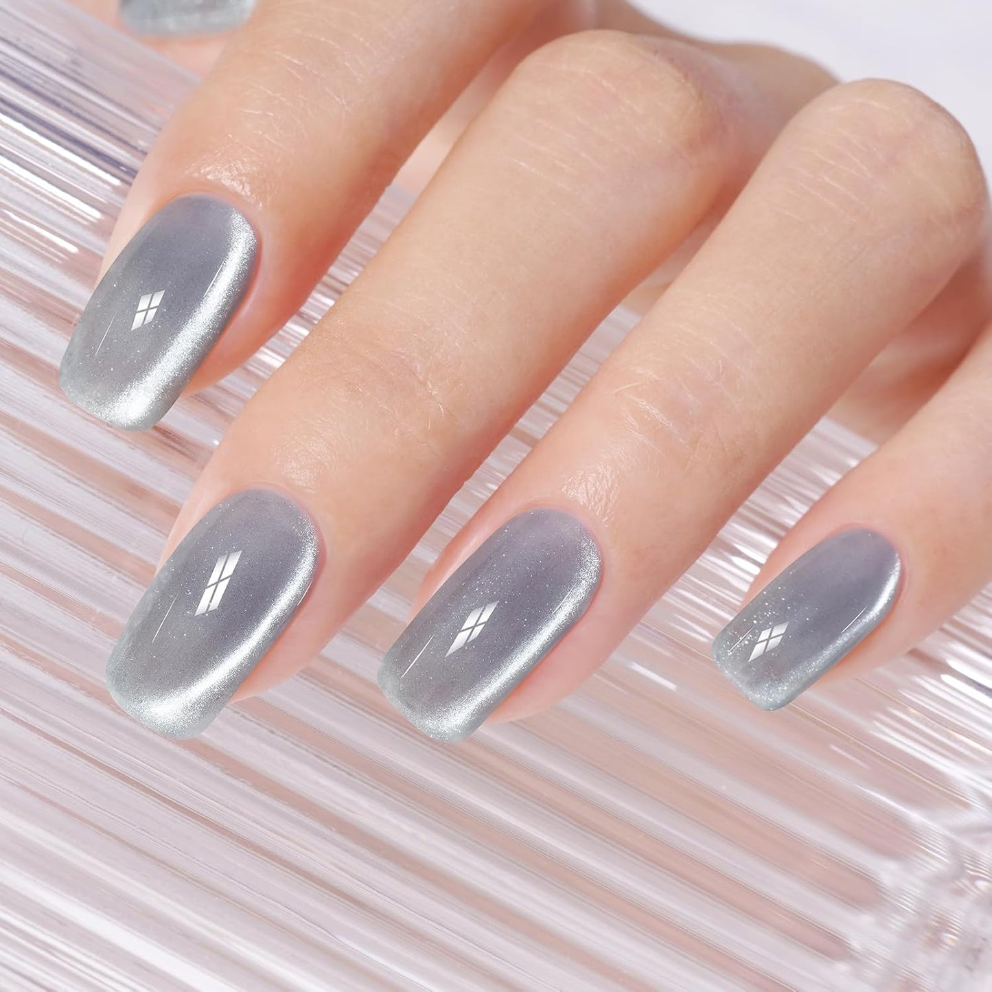 AILLSA Glass Cat Eye Gel Nail Polish, 15ml Gray Glitter Jelly Sheer Gel Polish, Translucent Magnetic Shimmer Sparkle Nail Art U V Salon 0.5 OZ GF32