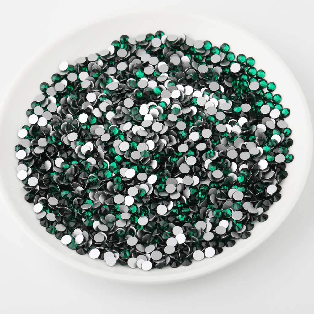 beadsland Flat Back Crystal Rhinestones Round Gems, Emerald (1.3-1.4mm) SS3/1440pcs