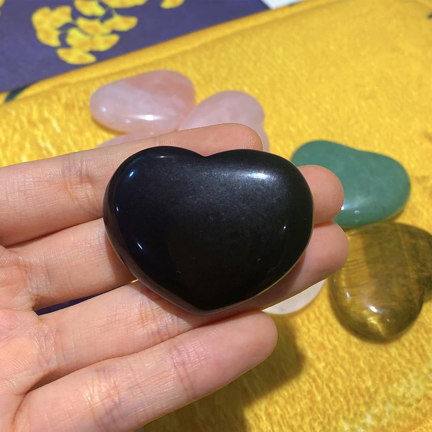 1.8" Large Heart Crystal Stone Black Obsidian Healing Crystals Smooth Gua Sha Meditation Yoga Worry Stones Pockets Gemstone Reiki Energy Balancing Gift Mother's Day Gift