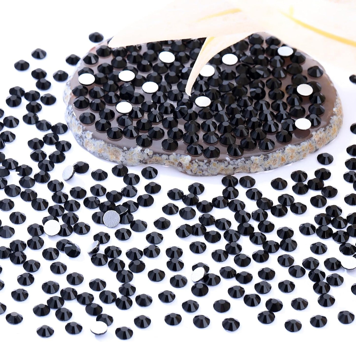 Black Flatback Rhinestones, Glass Rhinestones for Nail Art and Craft, Glue Fix, Loose Crystal Gemstones(Black, SS30, 576pcs, 6.4-6.6mm)