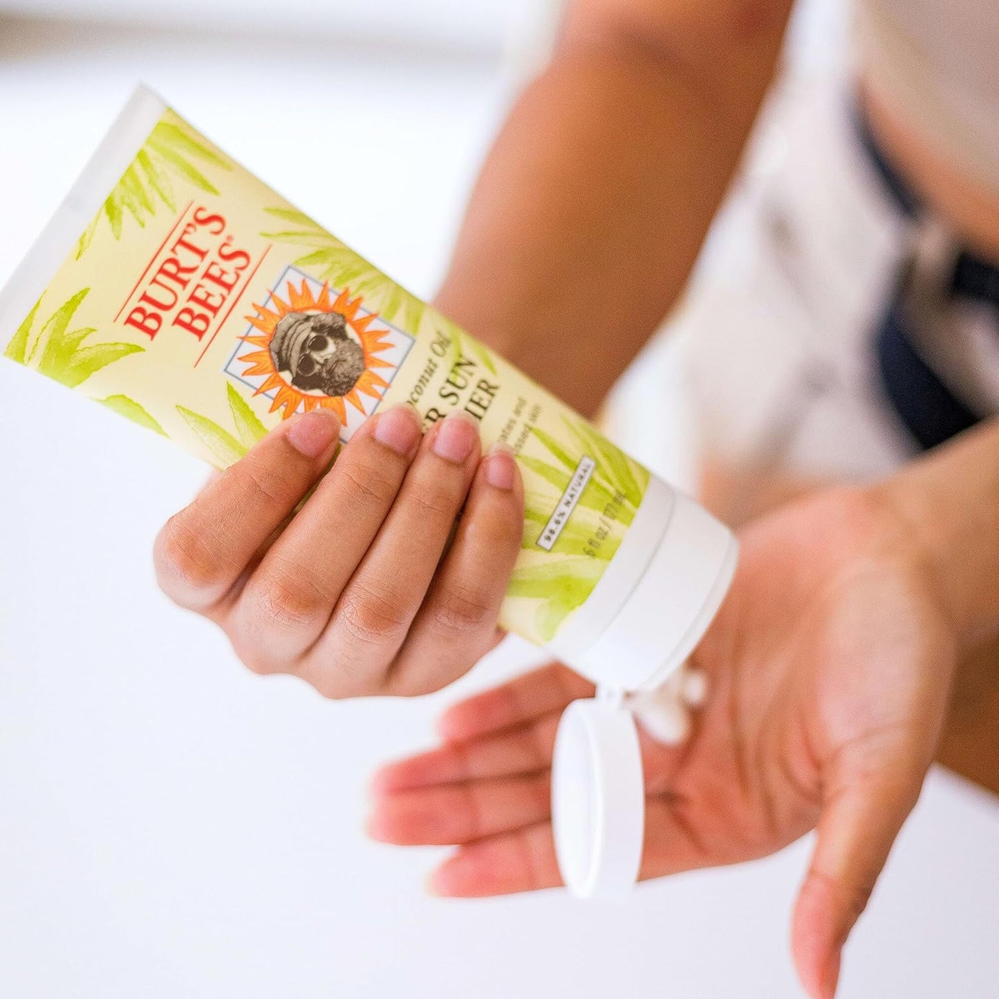 Burt's Bees After Sun Lotion with Hydrating Aloe Vera & Coconut Oil - Summer Essentials, Sunburn Relief, Natural After Sun Soother, 6 oz